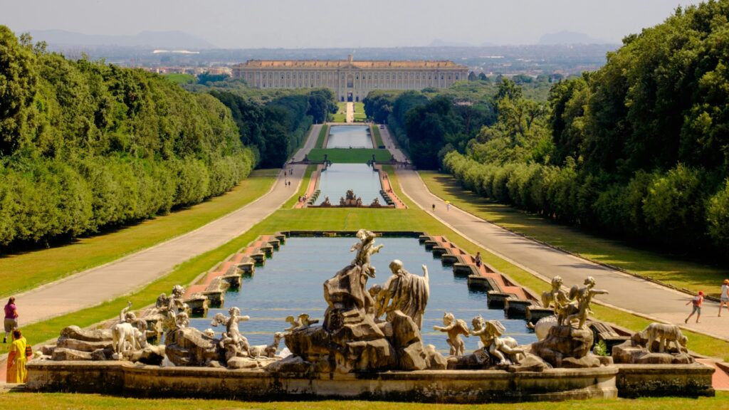 Reggia di Caserta e giardini1